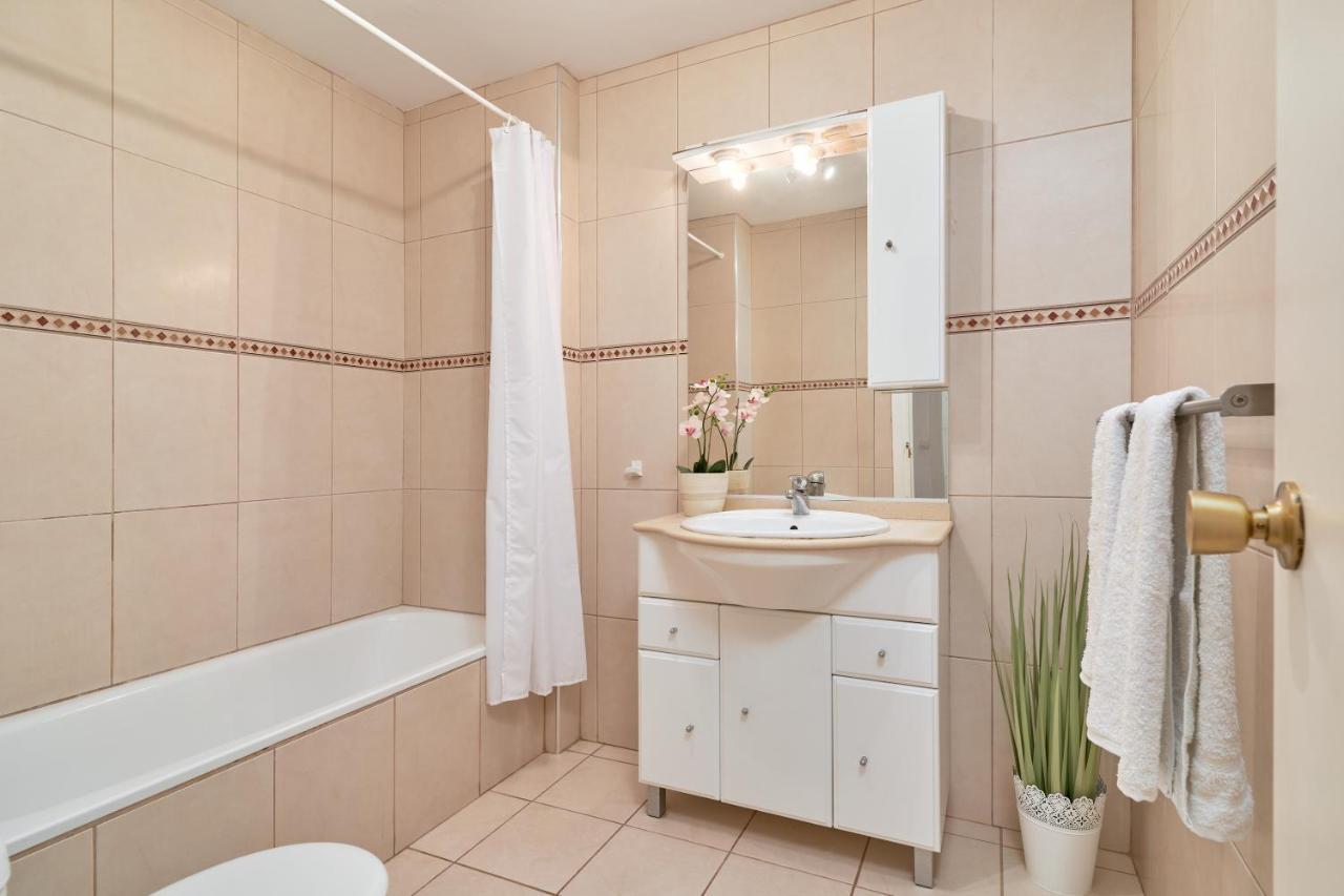 Apartamento Carabeo 23- Acceso A La Playa Nerja Exterior foto