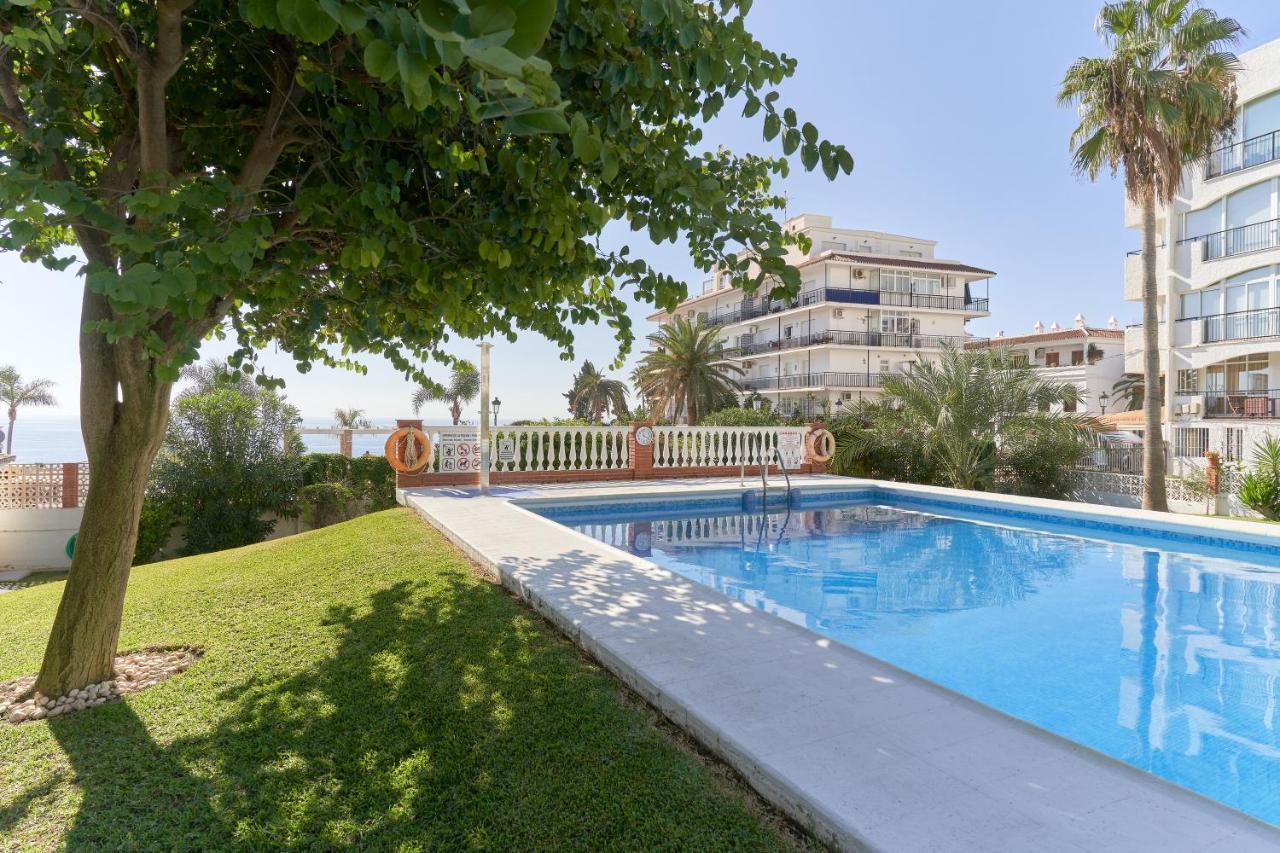 Apartamento Carabeo 23- Acceso A La Playa Nerja Exterior foto