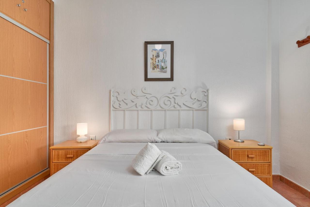 Apartamento Carabeo 23- Acceso A La Playa Nerja Exterior foto